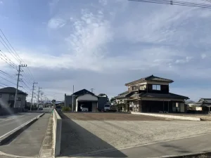 81坪の角地・建築条件付き分譲地