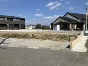 75坪超の建築条件付き分譲地